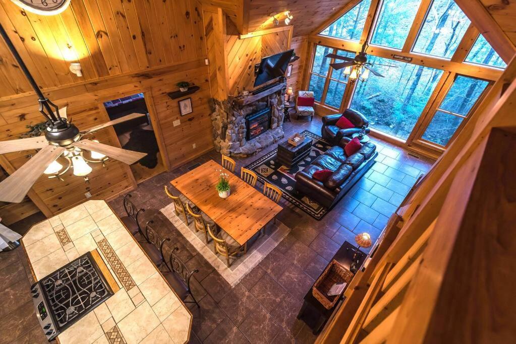 Private Creekside Cabin+hot Tub,pool Table, & Pets * Ellijay